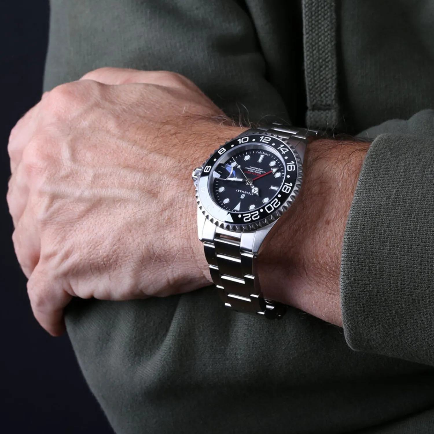 Steinhart Watches Duikhorloges 42 Mm^Gmt-Ocean 1 Zwart Keramiek Duikhorloge
