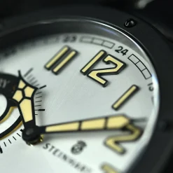 Steinhart Watches Beperkte Editie^Militaire 47 St1 Silber Ltd.-Editie