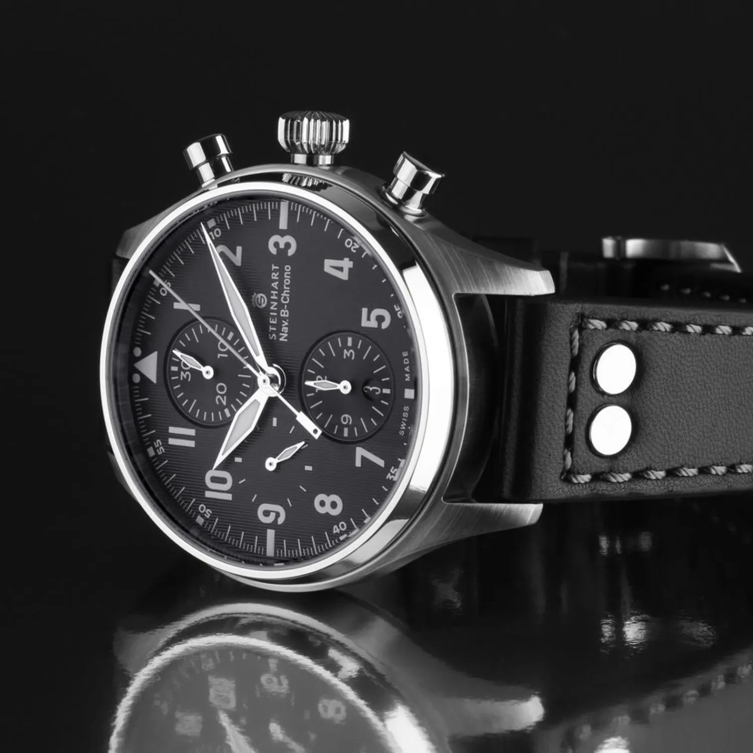 Steinhart Watches Pilotenhorloges^Nav.B-Chrono 42 Klassiek A-Type Zwart