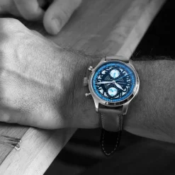 Steinhart Watches Beperkte Editie^Nav.B-Chrono 42 Skeletblauw