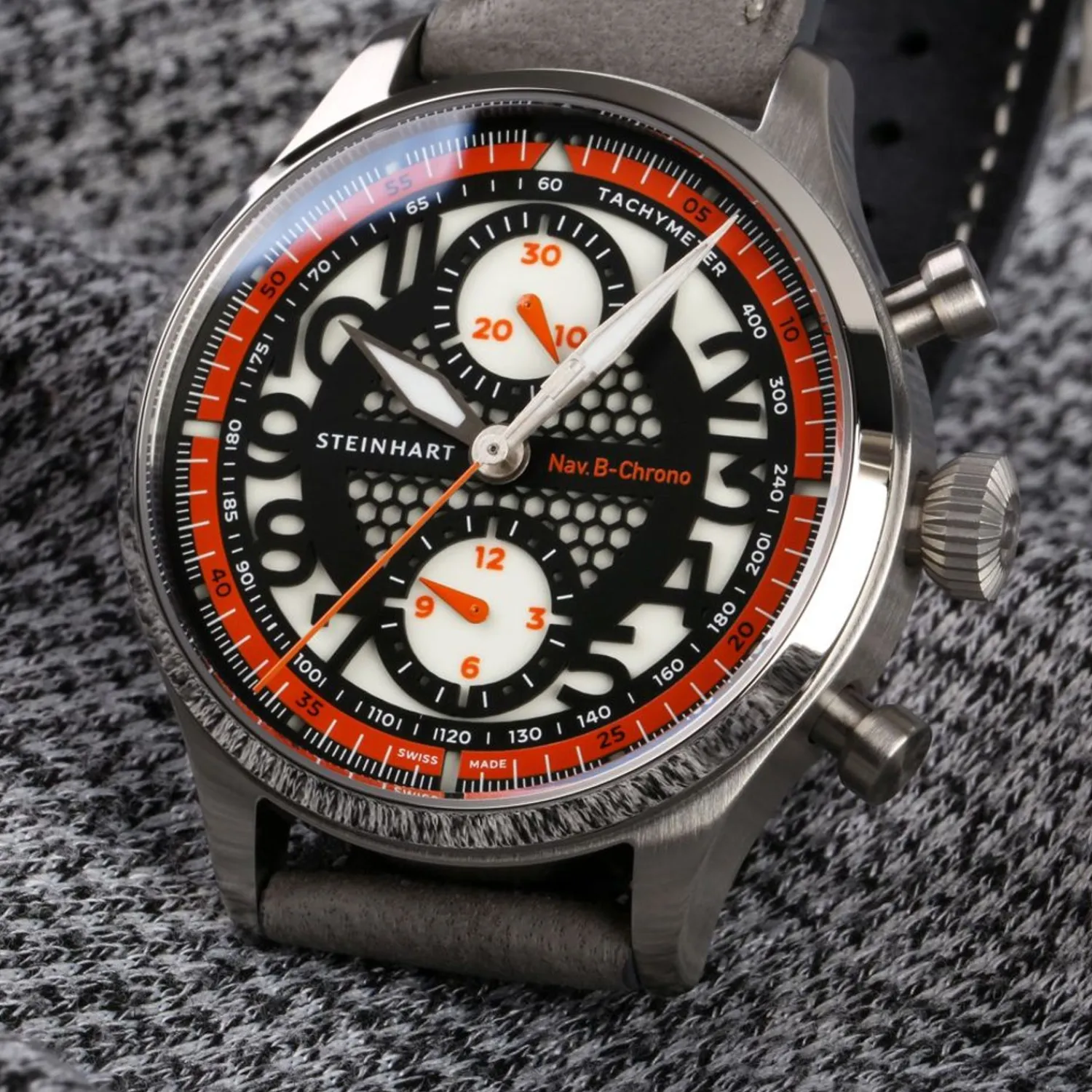 Steinhart Watches Beperkte Editie^Nav.B-Chrono 42 Skelet Oranje
