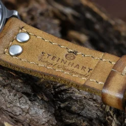 Steinhart Watches Premium Lijn^Nav B-Uhr 47 Titan A-Type Centrale Seconde