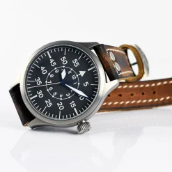 Steinhart Watches Premium Lijn^Nav B-Uhr 44 Titan B Muster Zentralsekunde