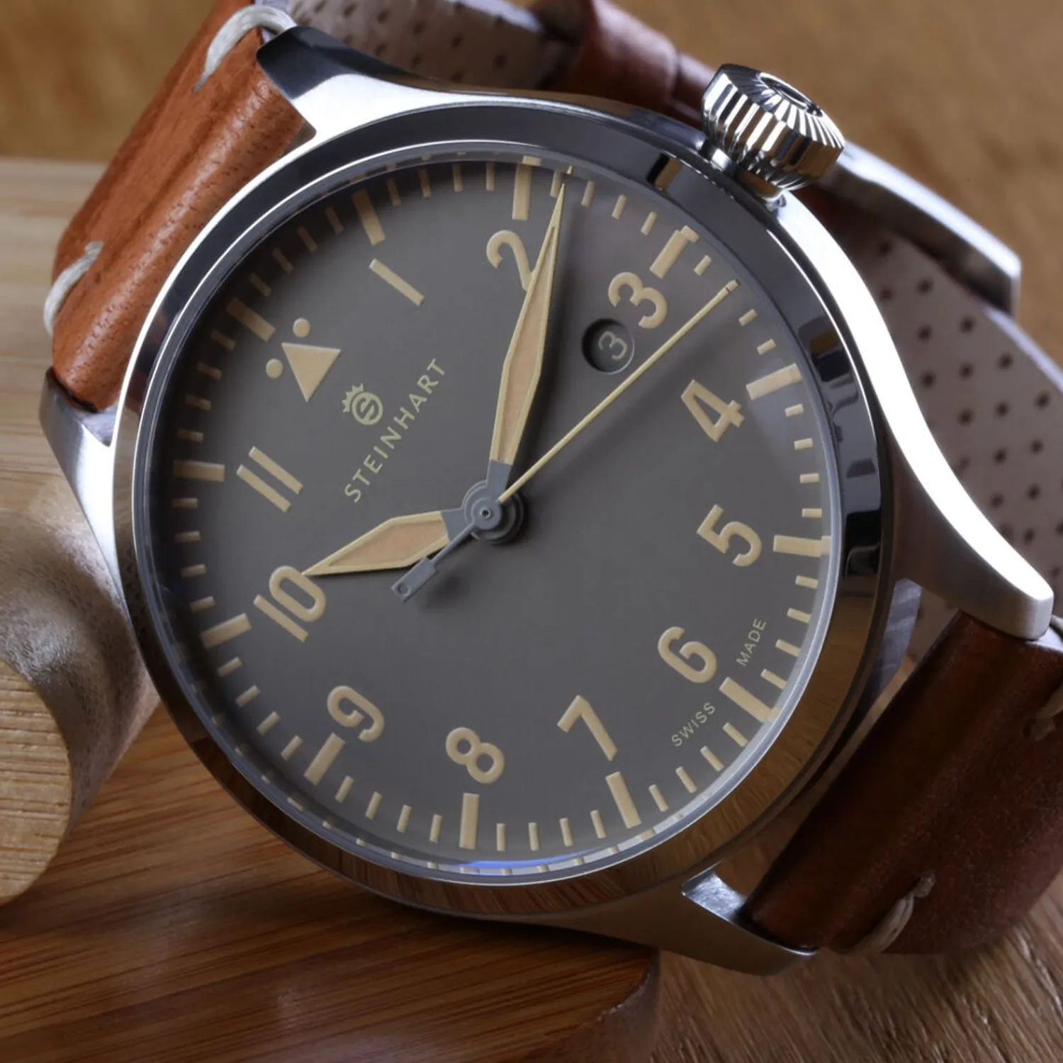 Steinhart Watches Pilotenhorloges^Nav B-Uhr 42 Vintage Beige A-Muster