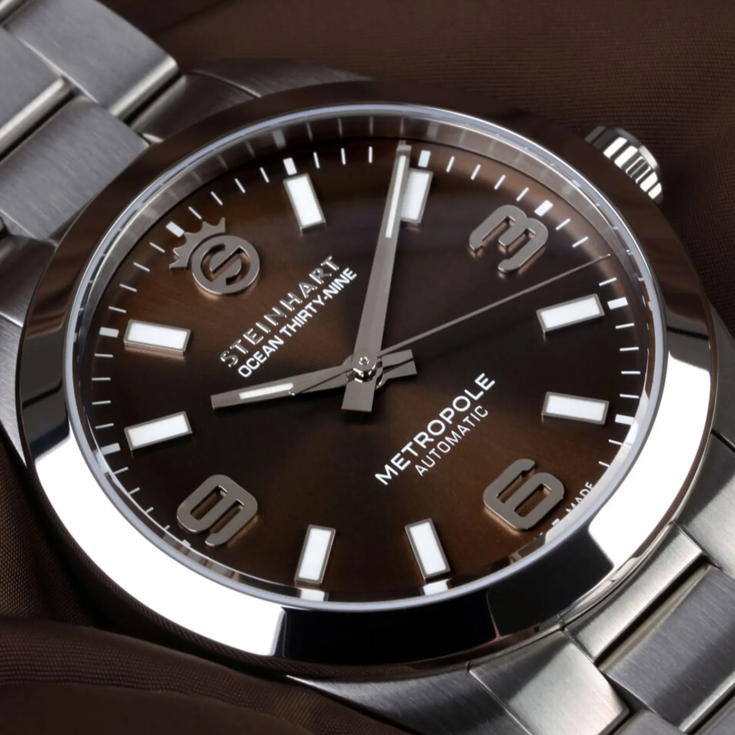 Steinhart Watches Duikhorloges 39 Mm^Oceaan 39 Metropole Sunray Chocolade