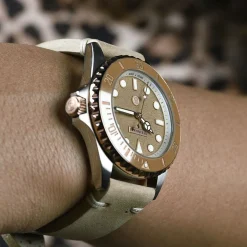 Steinhart Watches Duikhorloges 39 Mm^Ocean 39 Beige Keramiek Duikhorloge