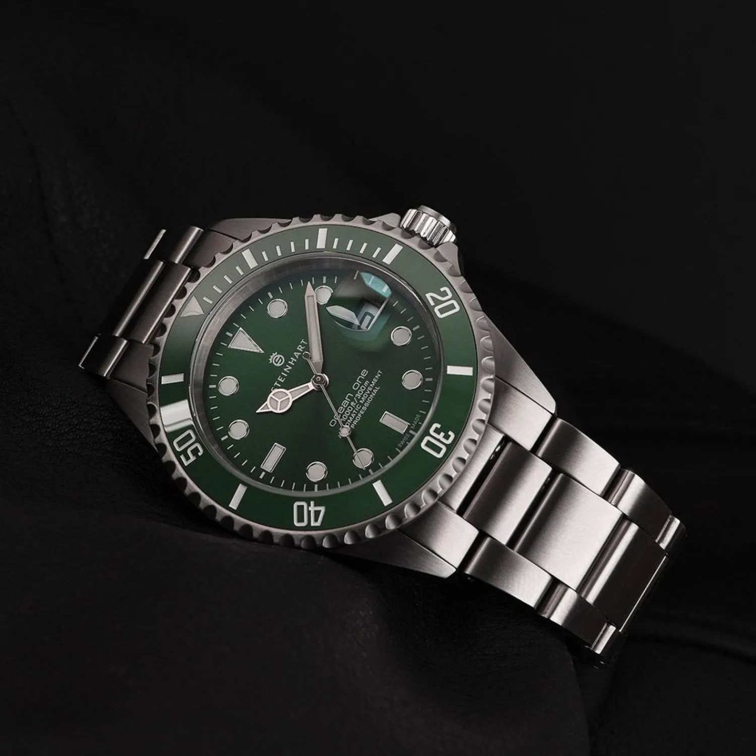 Steinhart Watches Duikhorloges 39 Mm^Ocean 39 Dubbelgroen Keramiek Premium Duikhorloge