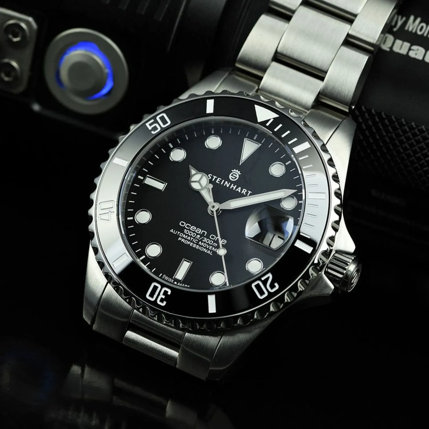 Steinhart Watches Duikhorloges 39 Mm^Ocean 39 Duikhorloge Van Zwart Keramiek