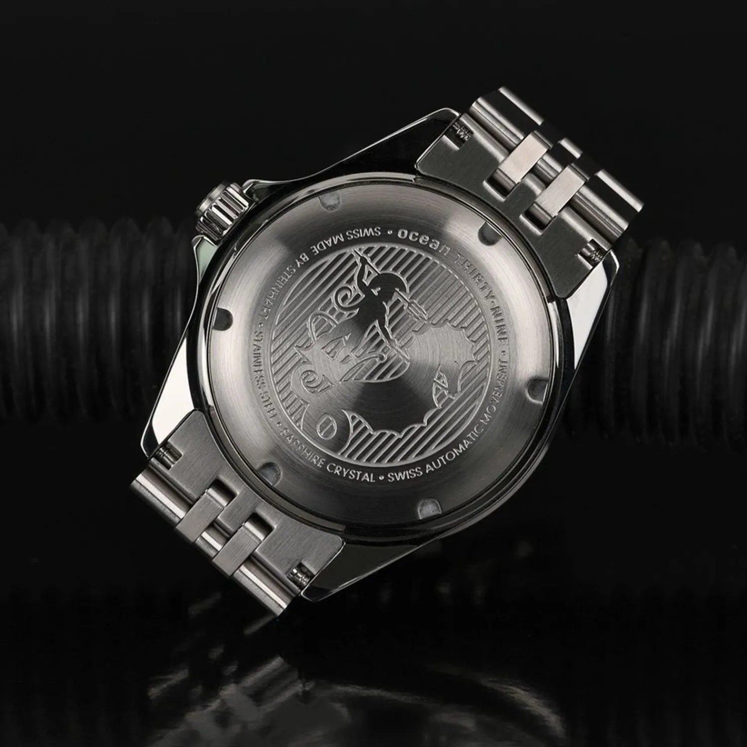 Steinhart Watches Duikhorloges 39 Mm^Ocean 39 Gmt.2 Blauw-Rood Keramiek Duikhorloge