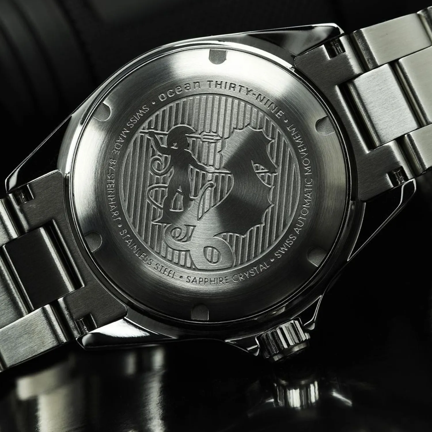 Steinhart Watches Duikhorloges 39 Mm^Ocean 39 Gmt Blauw-Rood Keramiek Duikhorloge
