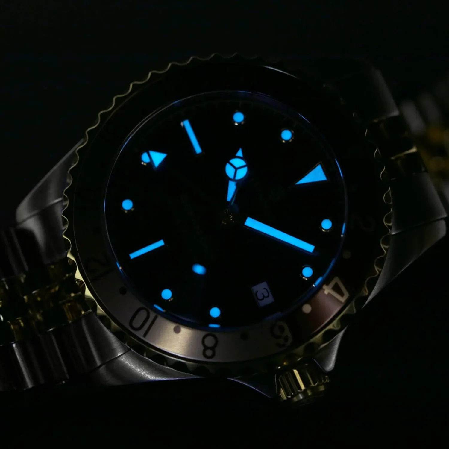Steinhart Watches Duikhorloges 39 Mm^Ocean 39 Gmt.2 Tweekleurig Chocoladekleurig Duikhorloge