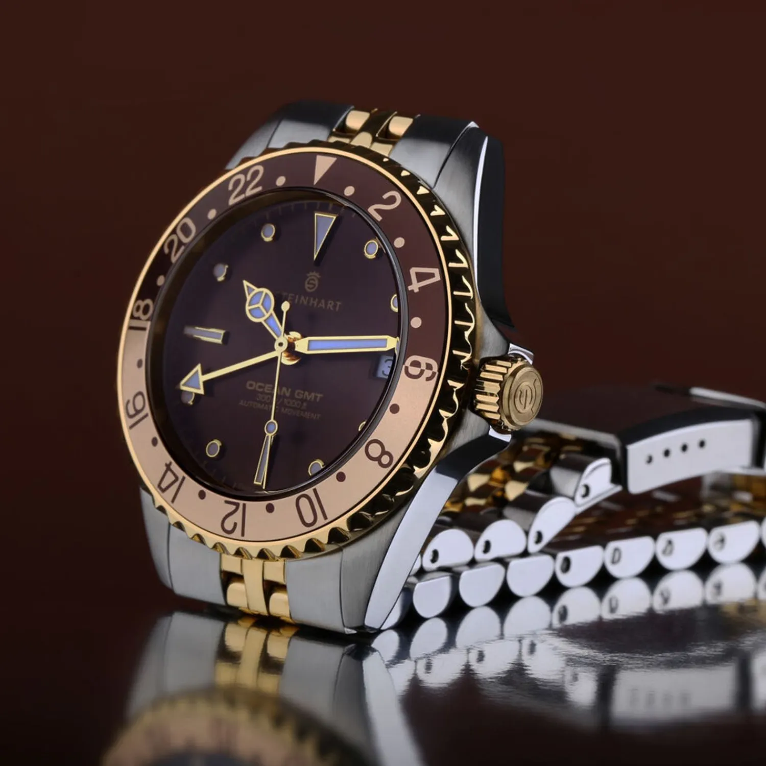Steinhart Watches Duikhorloges 39 Mm^Ocean 39 Gmt.2 Tweekleurig Chocoladekleurig Duikhorloge