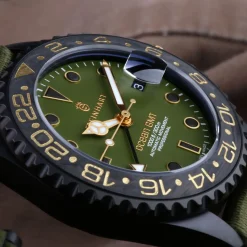 Steinhart Watches Duikhorloges 39 Mm^Ocean 39 Gmt Zwart Militair Kaki Duikhorloge