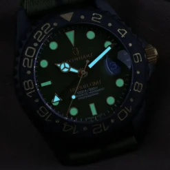 Steinhart Watches Duikhorloges 39 Mm^Ocean 39 Gmt Zwart Militair Kaki Duikhorloge