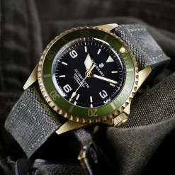 Steinhart Watches Duikhorloges 42 Mm^Ocean One Bronsgroen Duikhorloge