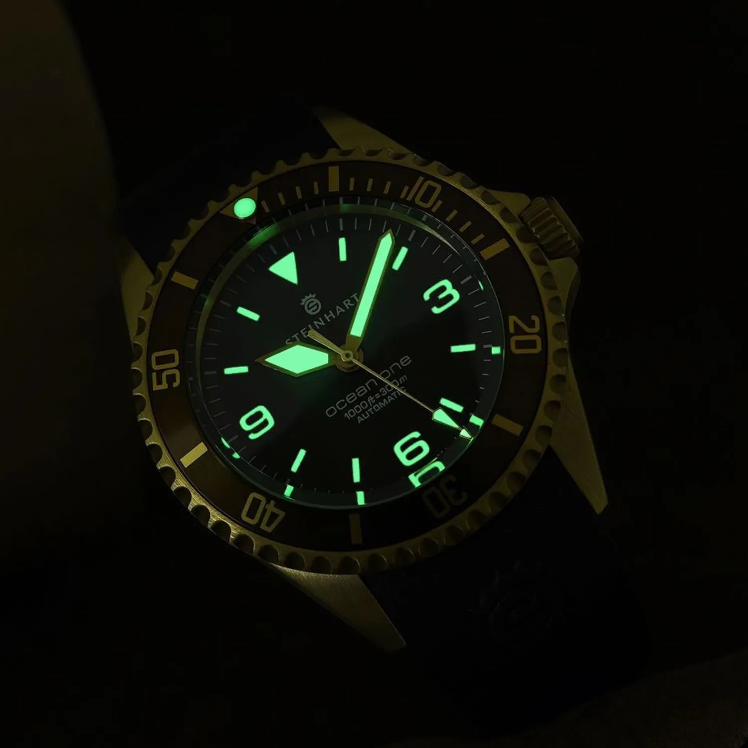 Steinhart Watches Duikhorloges 42 Mm^Ocean One Bronzen Donkerbruin Duikhorloge