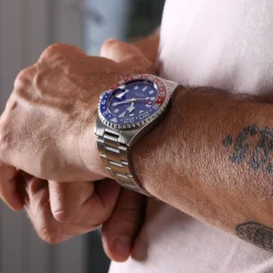 Steinhart Watches Duikhorloges 42 Mm^Ocean One Gmt Blauw-Rode Keramische Blauwe Wijzerplaat