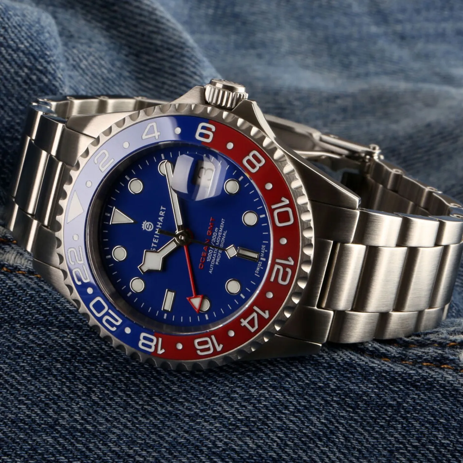 Steinhart Watches Duikhorloges 42 Mm^Ocean One Gmt Blauw-Rode Keramische Blauwe Wijzerplaat
