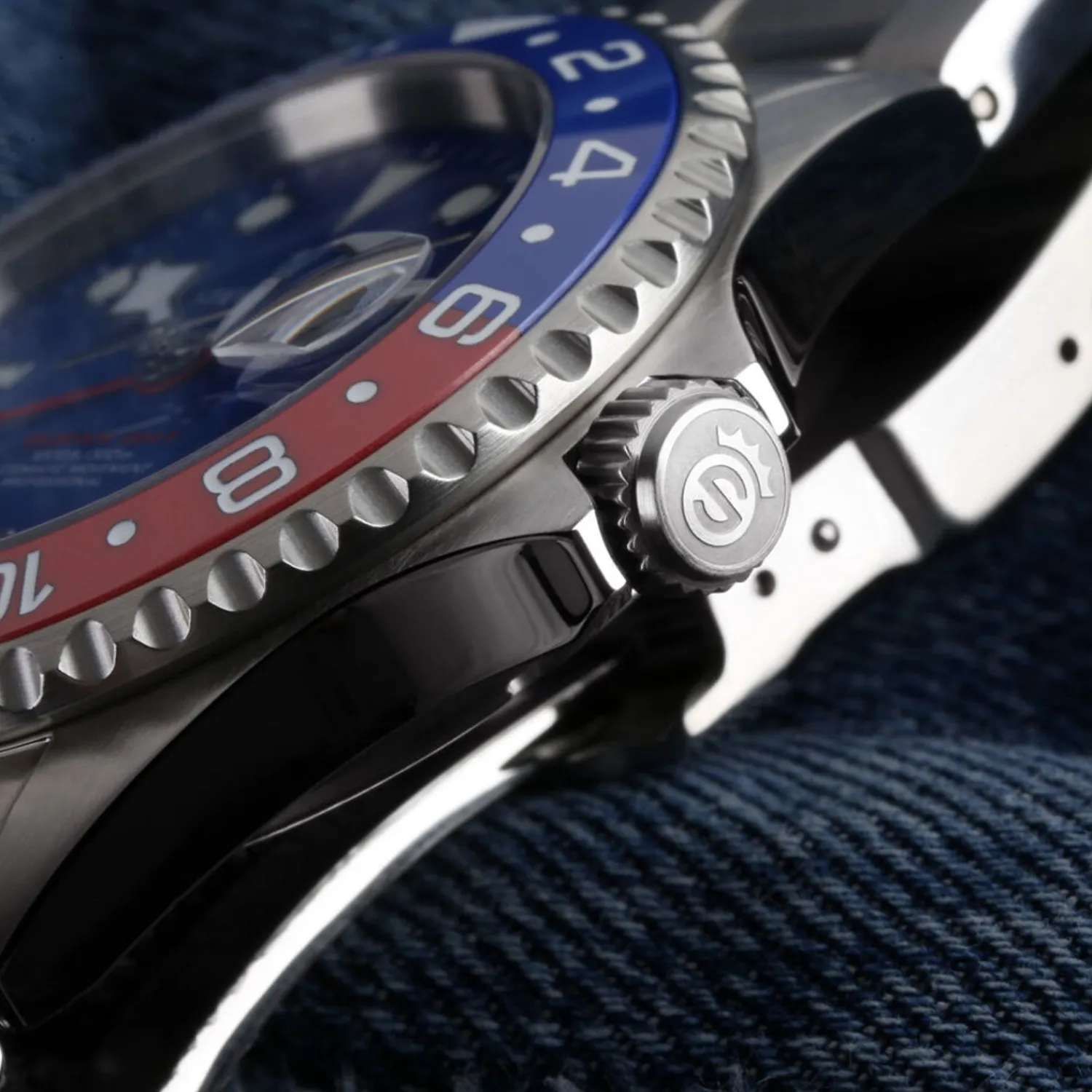 Steinhart Watches Duikhorloges 42 Mm^Ocean One Gmt Blauw-Rode Keramische Blauwe Wijzerplaat