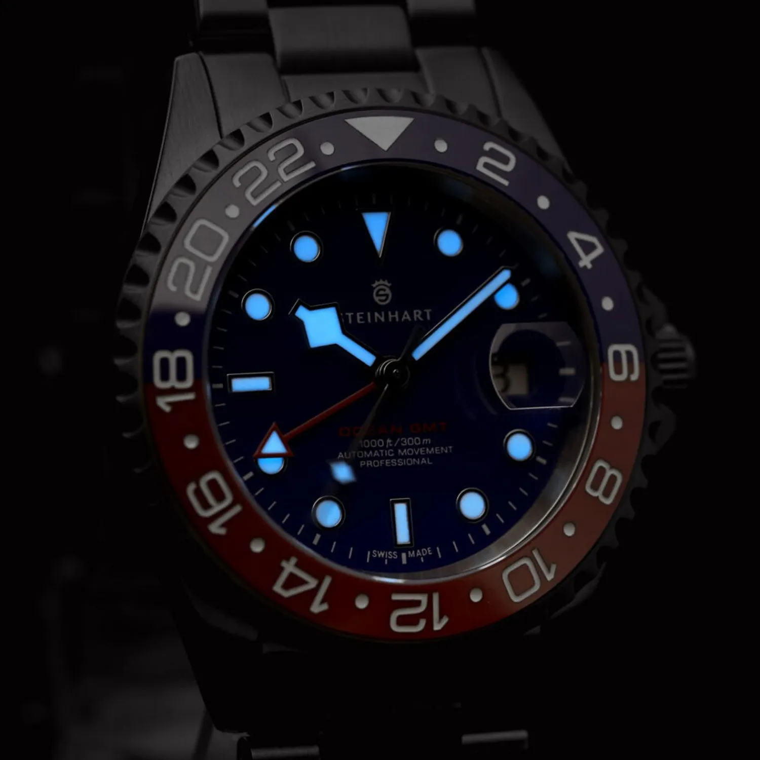 Steinhart Watches Duikhorloges 42 Mm^Ocean One Gmt Blauw-Rode Keramische Blauwe Wijzerplaat