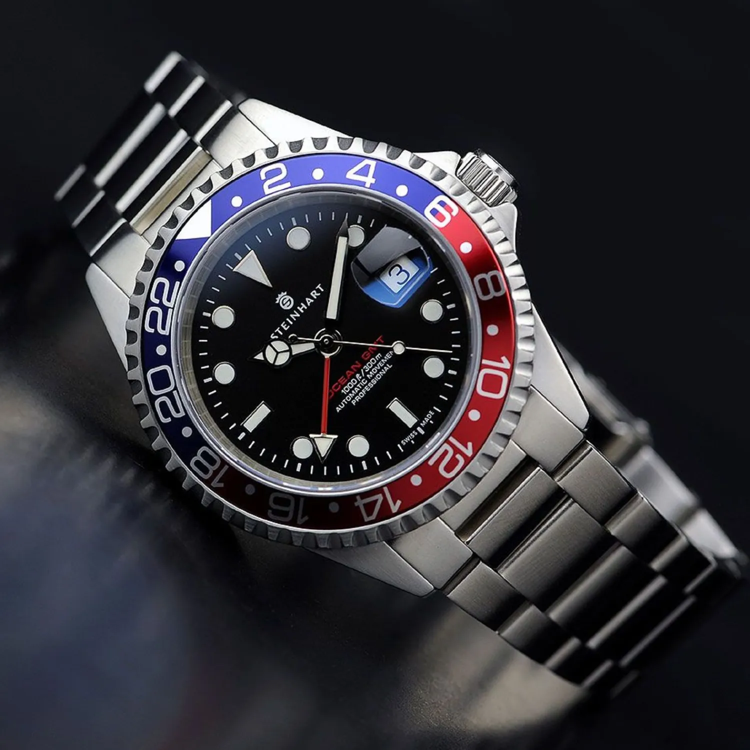 Steinhart Watches Duikhorloges 42 Mm^Ocean One Gmt Blauw-Rood Duikhorloge