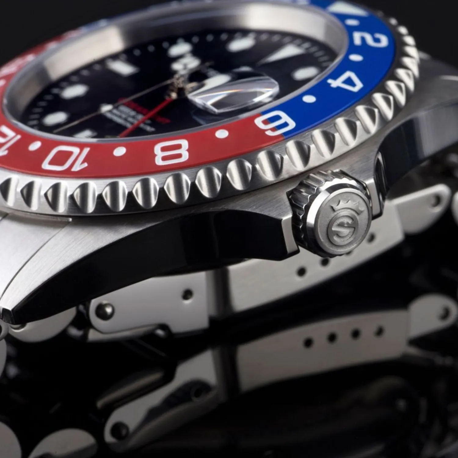 Steinhart Watches Duikhorloges 42 Mm^Ocean One Gmt Blauw-Rood. 2 Keramisch Duikhorloge