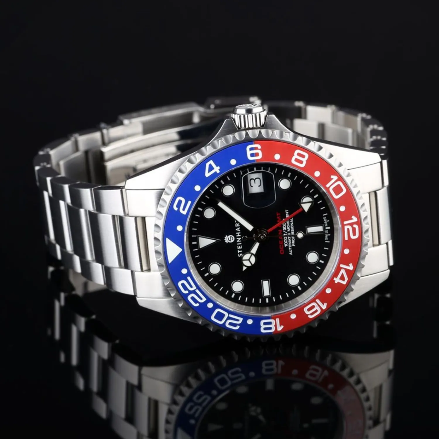 Steinhart Watches Duikhorloges 42 Mm^Ocean One Gmt Blauw-Rood Keramiek Duikhorloge