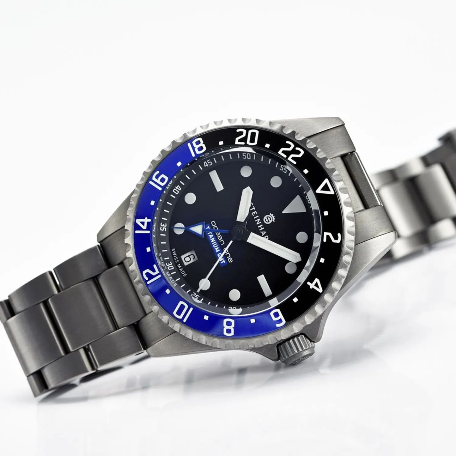 Steinhart Watches Premium Lijn^Ocean One Gmt Titan Premium Keramiek