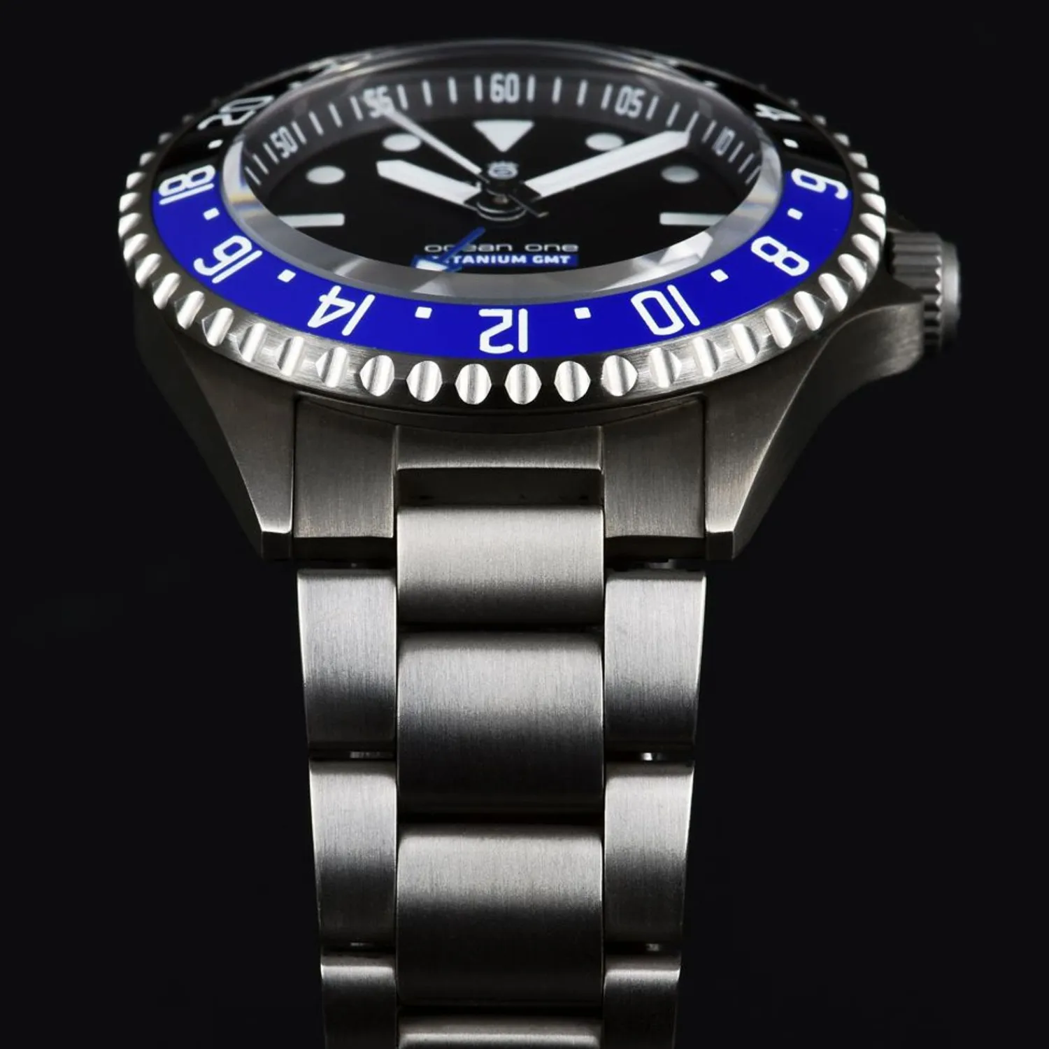 Steinhart Watches Premium Lijn^Ocean One Gmt Titan Premium Keramiek