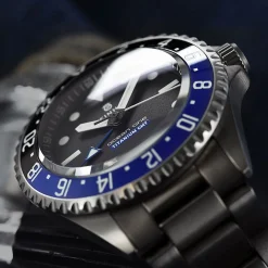 Steinhart Watches Premium Lijn^Ocean One Gmt Titan Premium Keramiek
