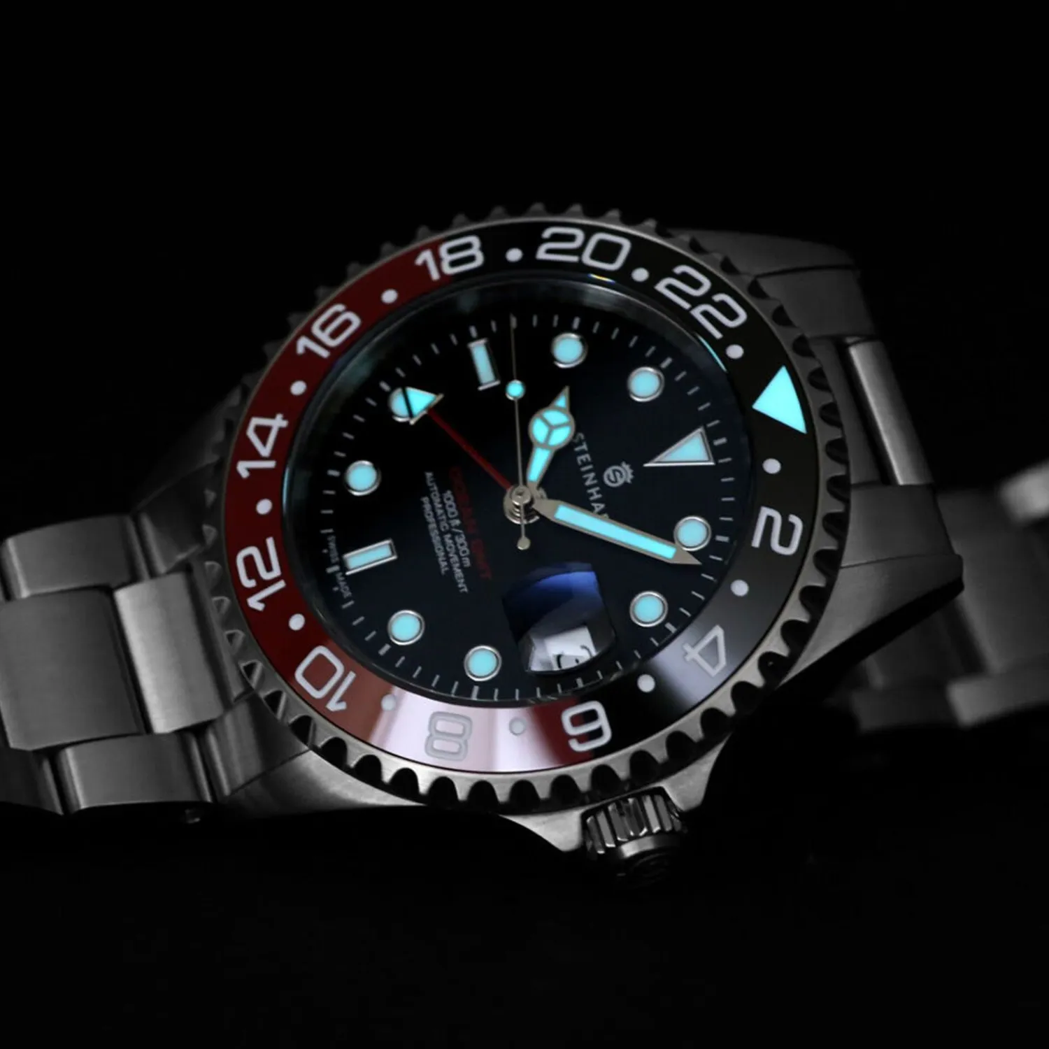 Steinhart Watches Duikhorloges 42 Mm^Ocean One Gmt Zwart-Rood. 2 Keramisch Duikhorloge