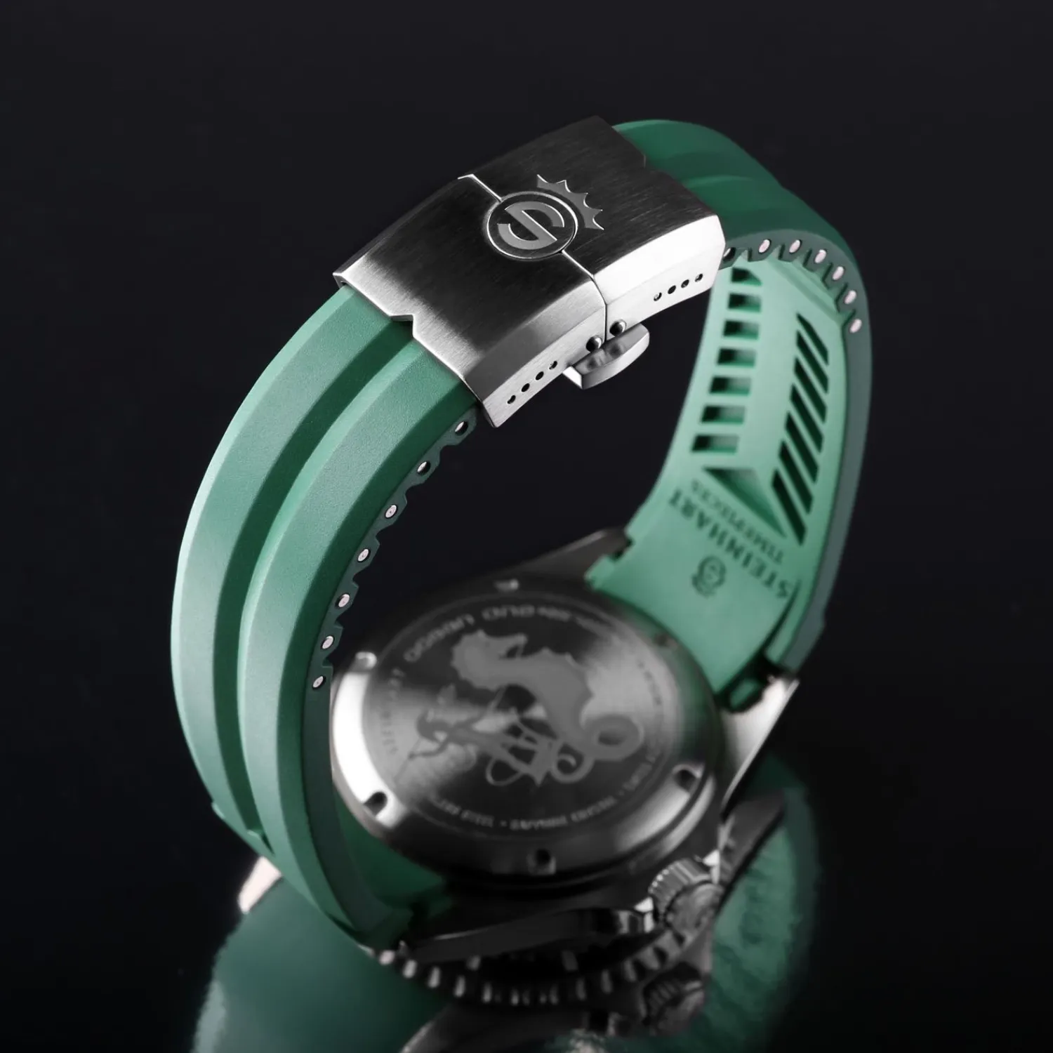 Steinhart Watches Duikhorloges 42 Mm^Ocean One Groen Keramiek Duikhorloge