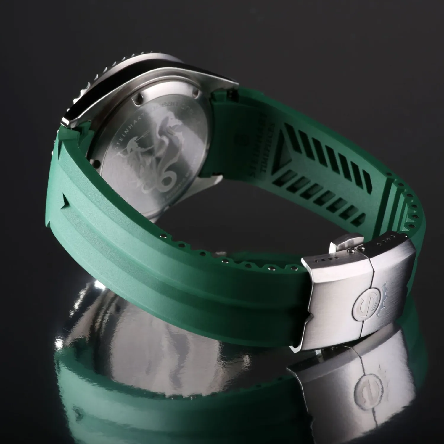 Steinhart Watches Duikhorloges 42 Mm^Ocean One Groen Keramiek Duikhorloge