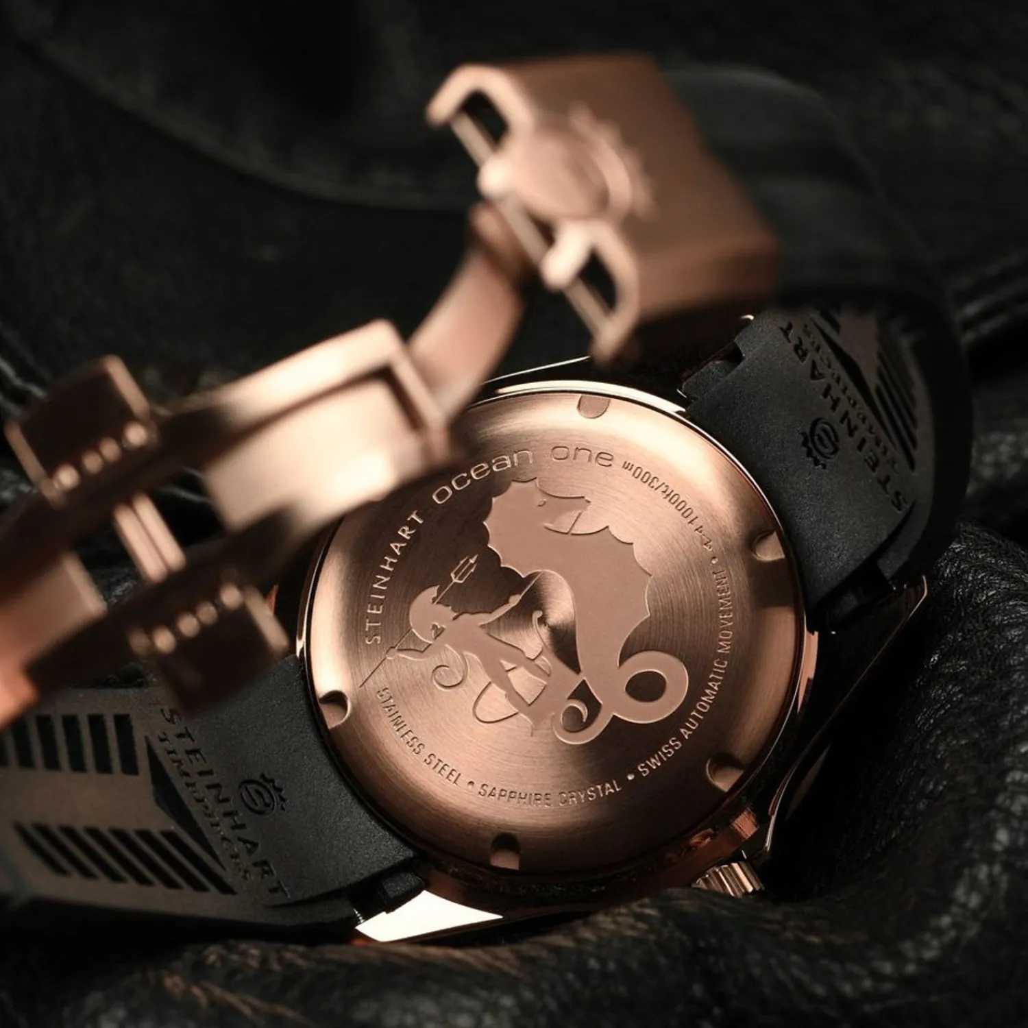 Steinhart Watches Duikhorloges 42 Mm^Ocean One Roze-Gouden Keramiek Duikhorloge