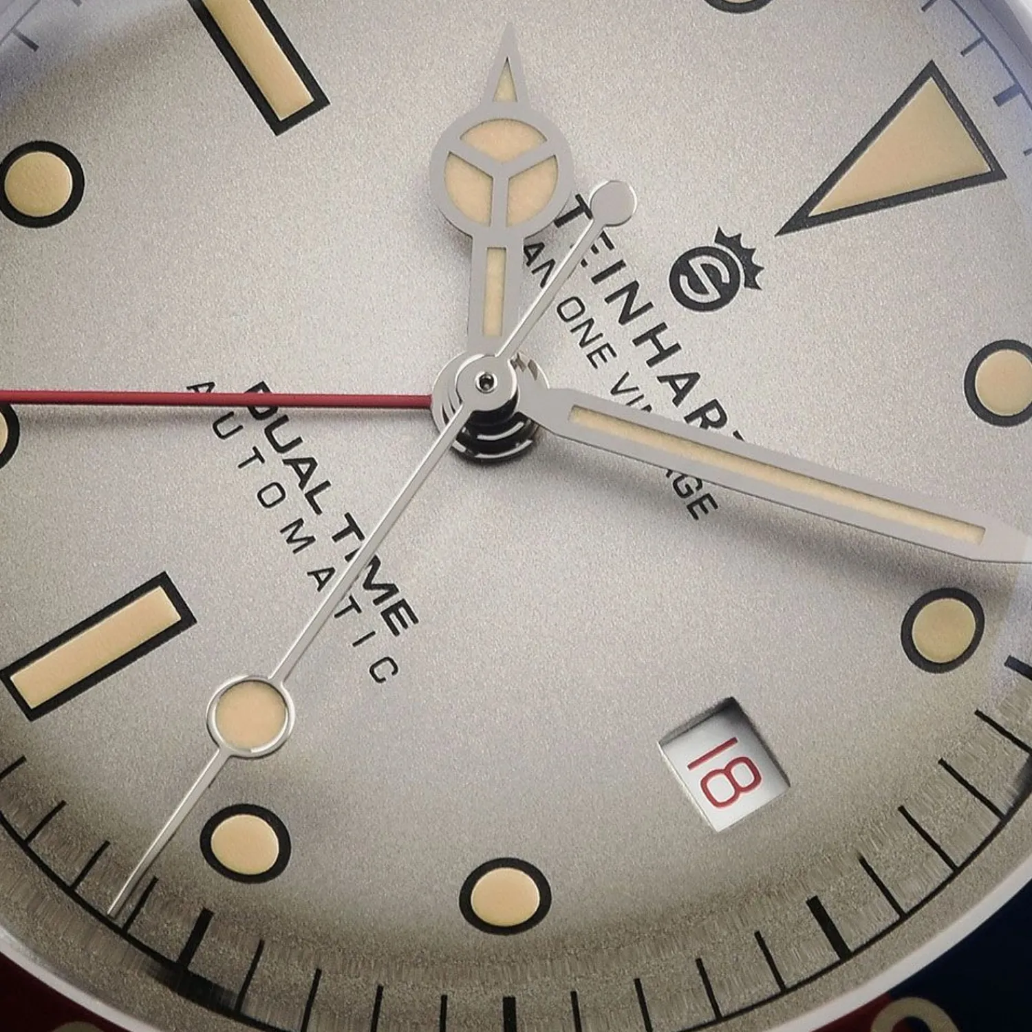 Steinhart Watches Duikhorloges 42 Mm^Ocean One Vintage Dual-Time Premium Duikhorloge