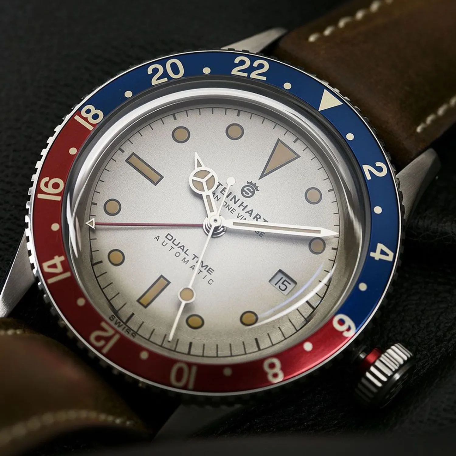 Steinhart Watches Duikhorloges 42 Mm^Ocean One Vintage Dual-Time Premium Duikhorloge