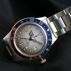 Steinhart Watches Duikhorloges 42 Mm^Ocean One Vintage Dual-Time Premium Duikhorloge