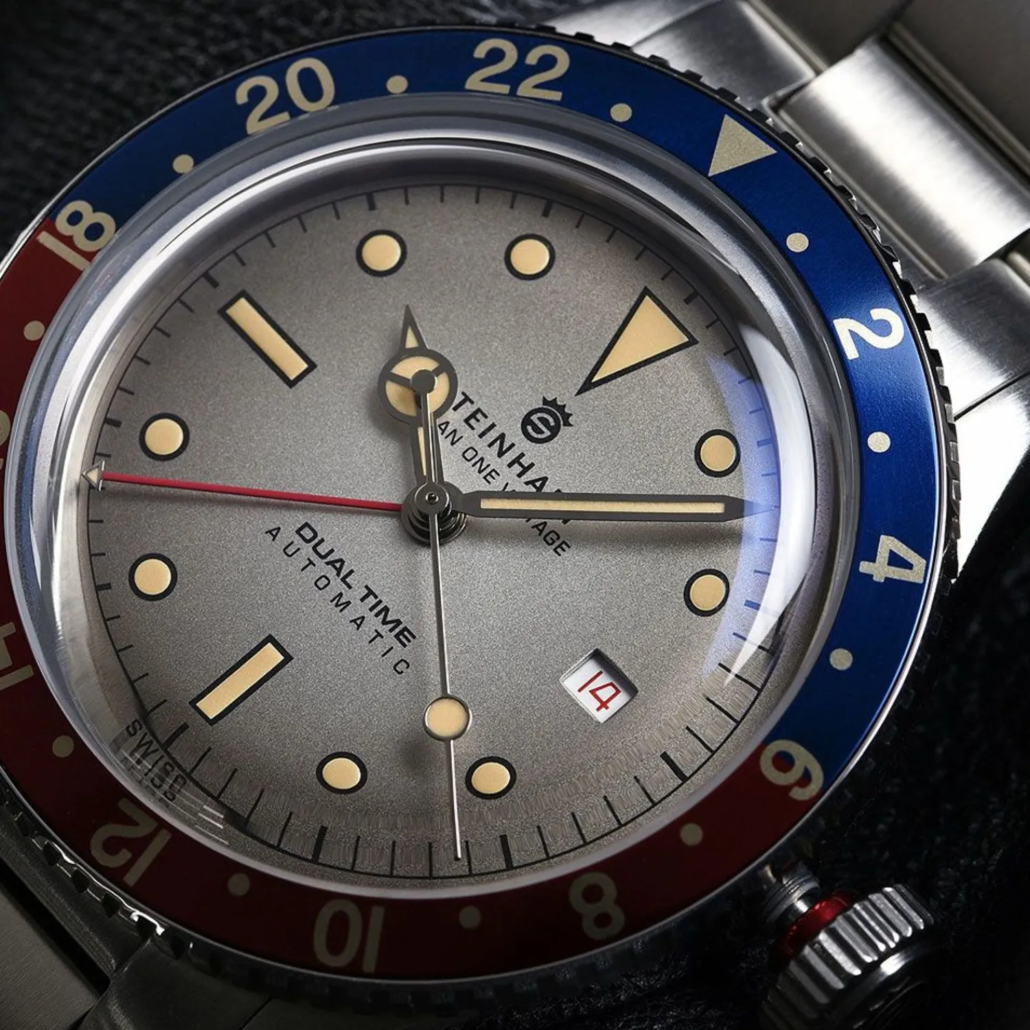 Steinhart Watches Duikhorloges 42 Mm^Ocean One Vintage Dual-Time Premium Duikhorloge