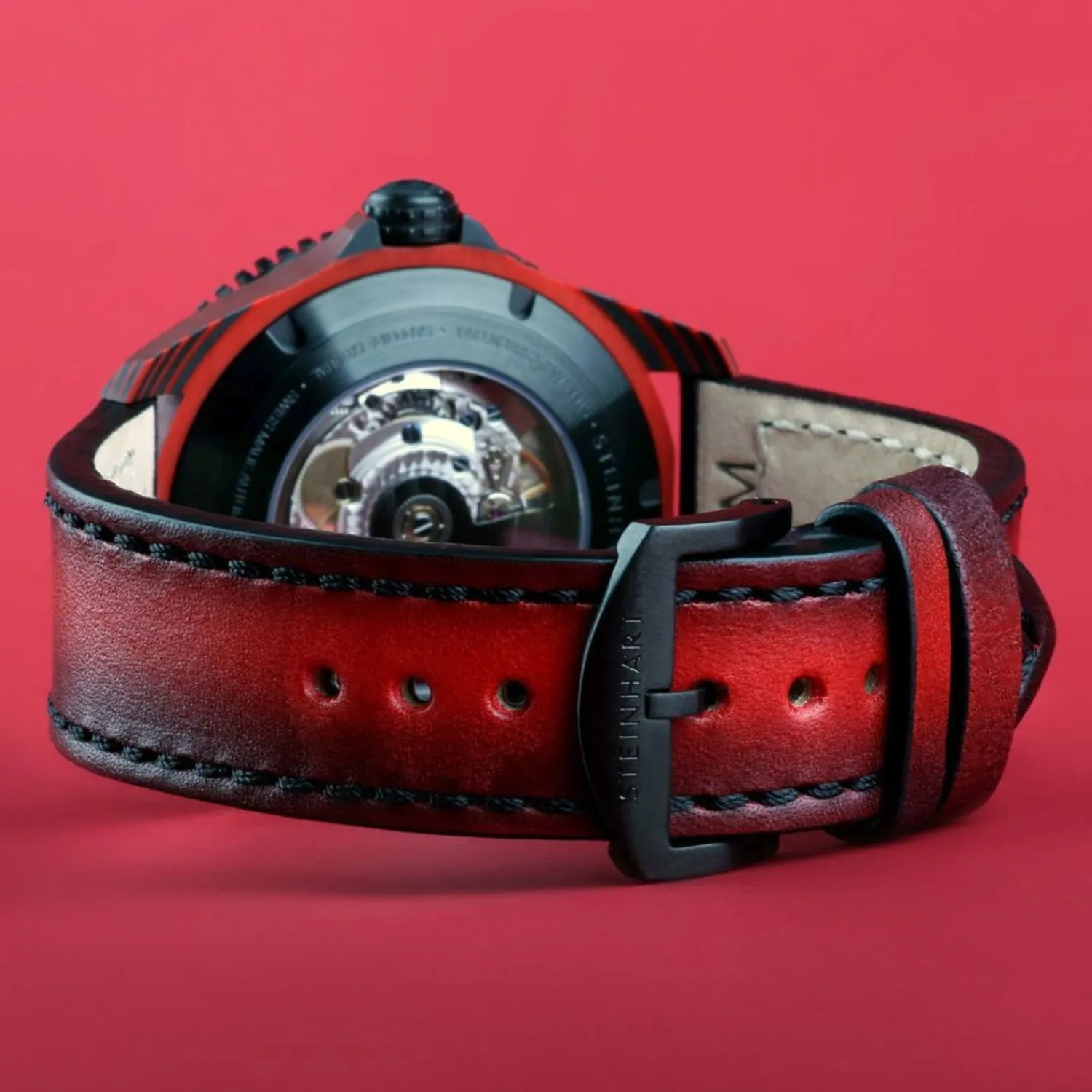 Steinhart Watches Duikhorloges 42 Mm^Ocean 2 Premium Carbon Rood Duikhorloge