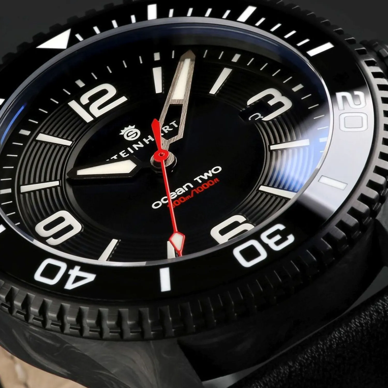Steinhart Watches Duikhorloges 42 Mm^Ocean 2 Premium Koolstofzwart Duikhorloge