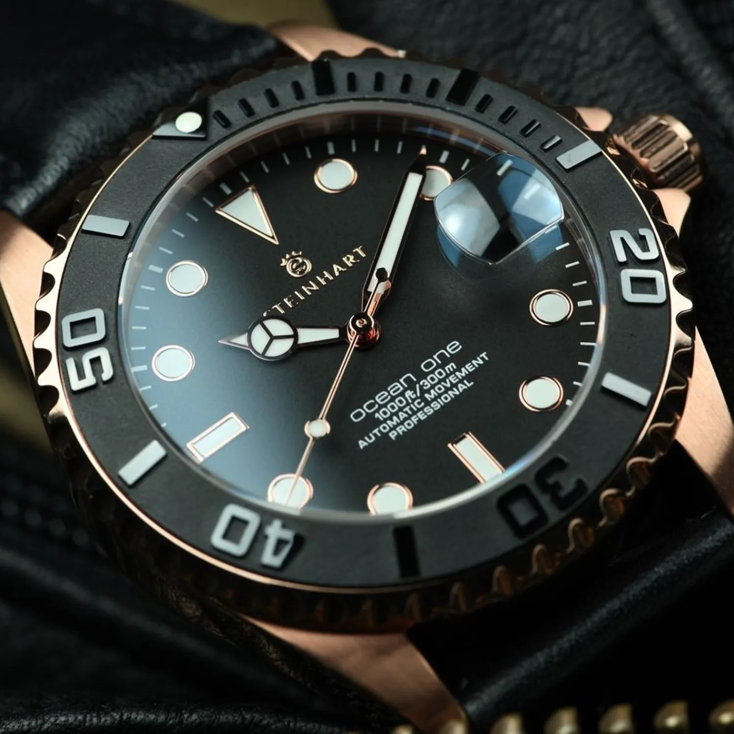 Steinhart Watches Duikhorloges 39 Mm^Ocean 39 Roze-Gouden Keramiek Duikhorloge