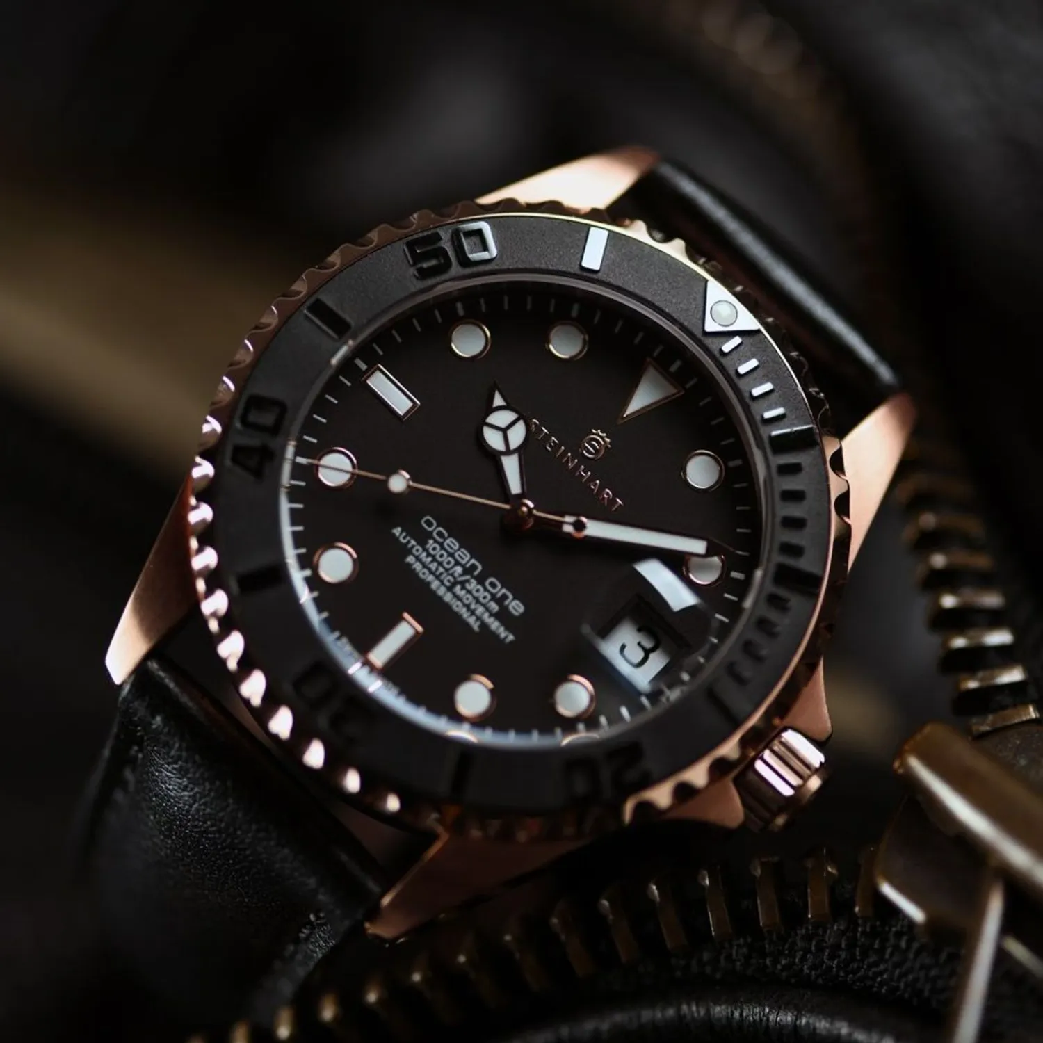 Steinhart Watches Duikhorloges 39 Mm^Ocean 39 Roze-Gouden Keramiek Duikhorloge