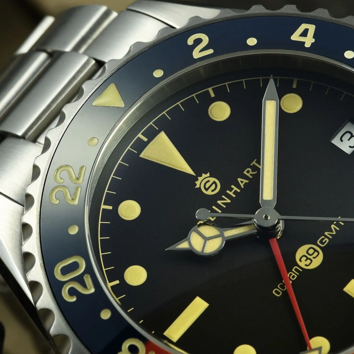 Steinhart Watches Duikhorloges 39 Mm^Ocean 39 Vintage Gmt Premium Blauw-Rood Keramiek Duikhorloge