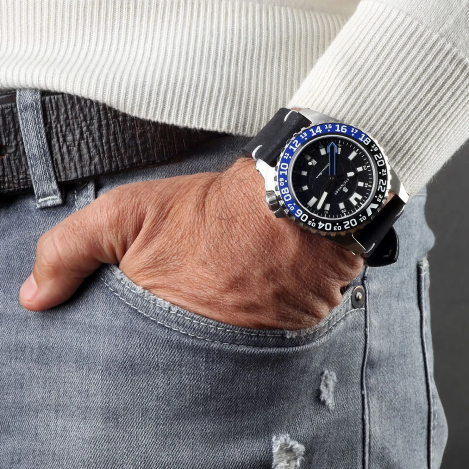 Steinhart Watches Duikhorloges 44 Mm^Reiziger Gmt Blauw Duikhorloge