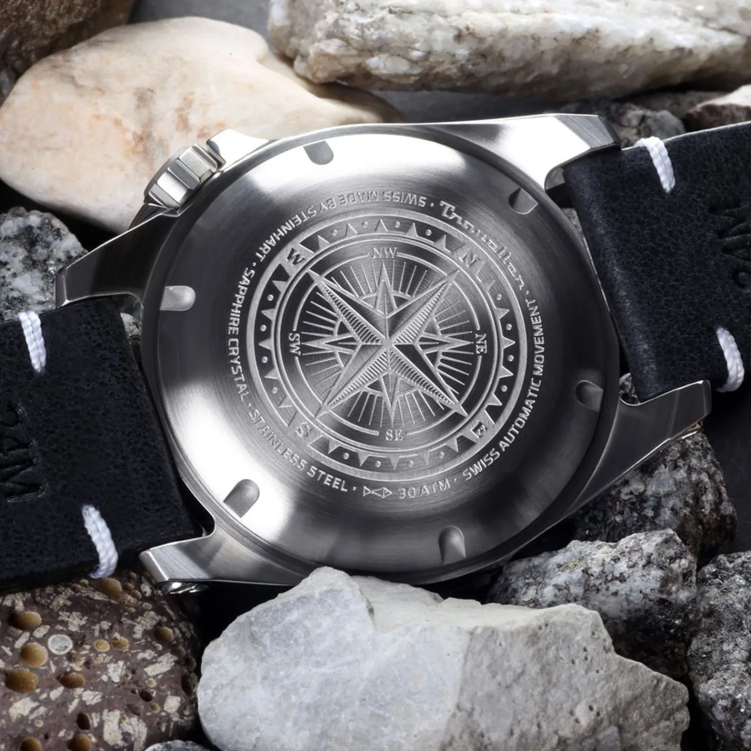Steinhart Watches Duikhorloges 44 Mm^Traveller Gmt Groen Duikhorloge