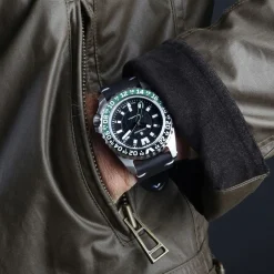 Steinhart Watches Duikhorloges 44 Mm^Traveller Gmt Groen Duikhorloge