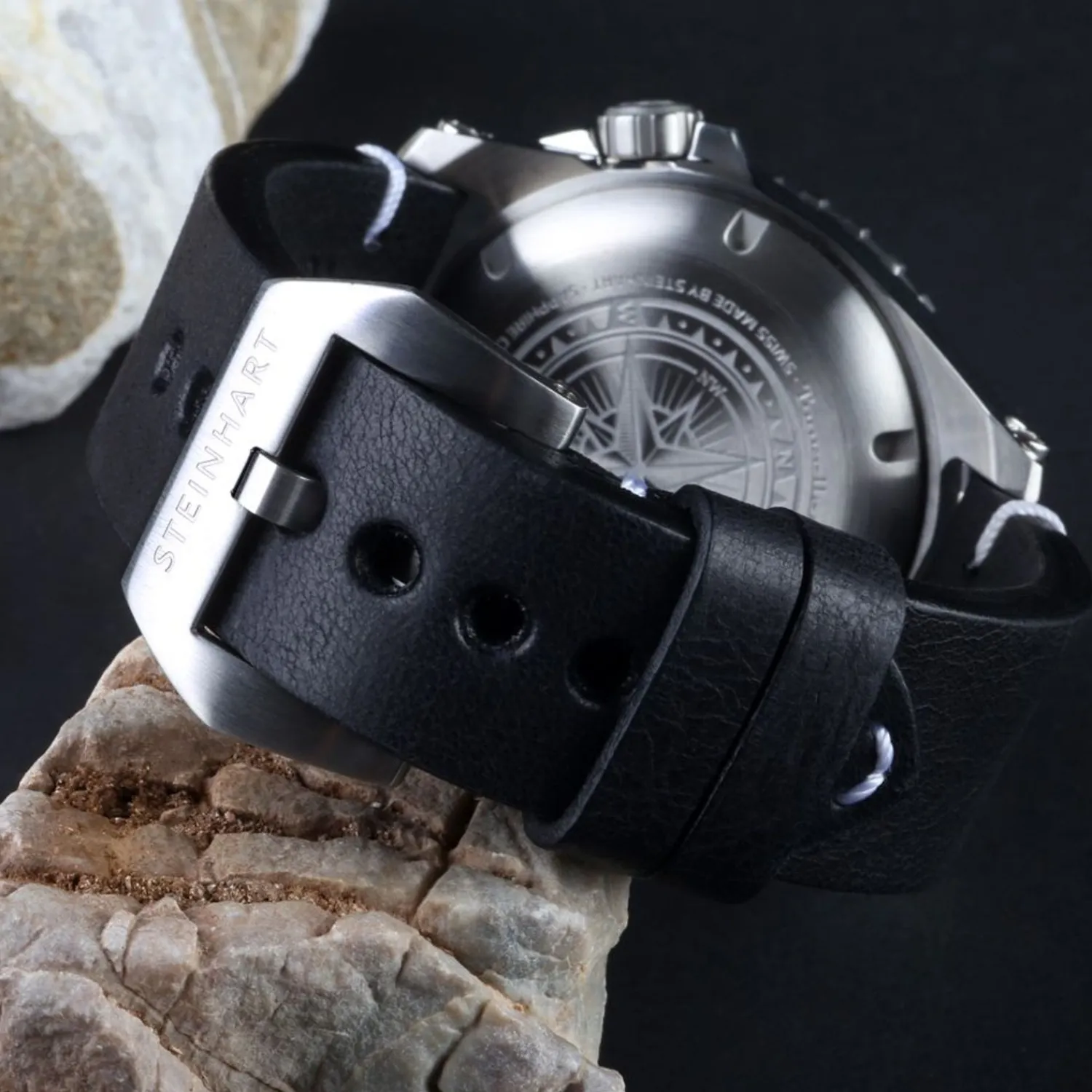 Steinhart Watches Duikhorloges 44 Mm^Traveller Gmt Groen Duikhorloge